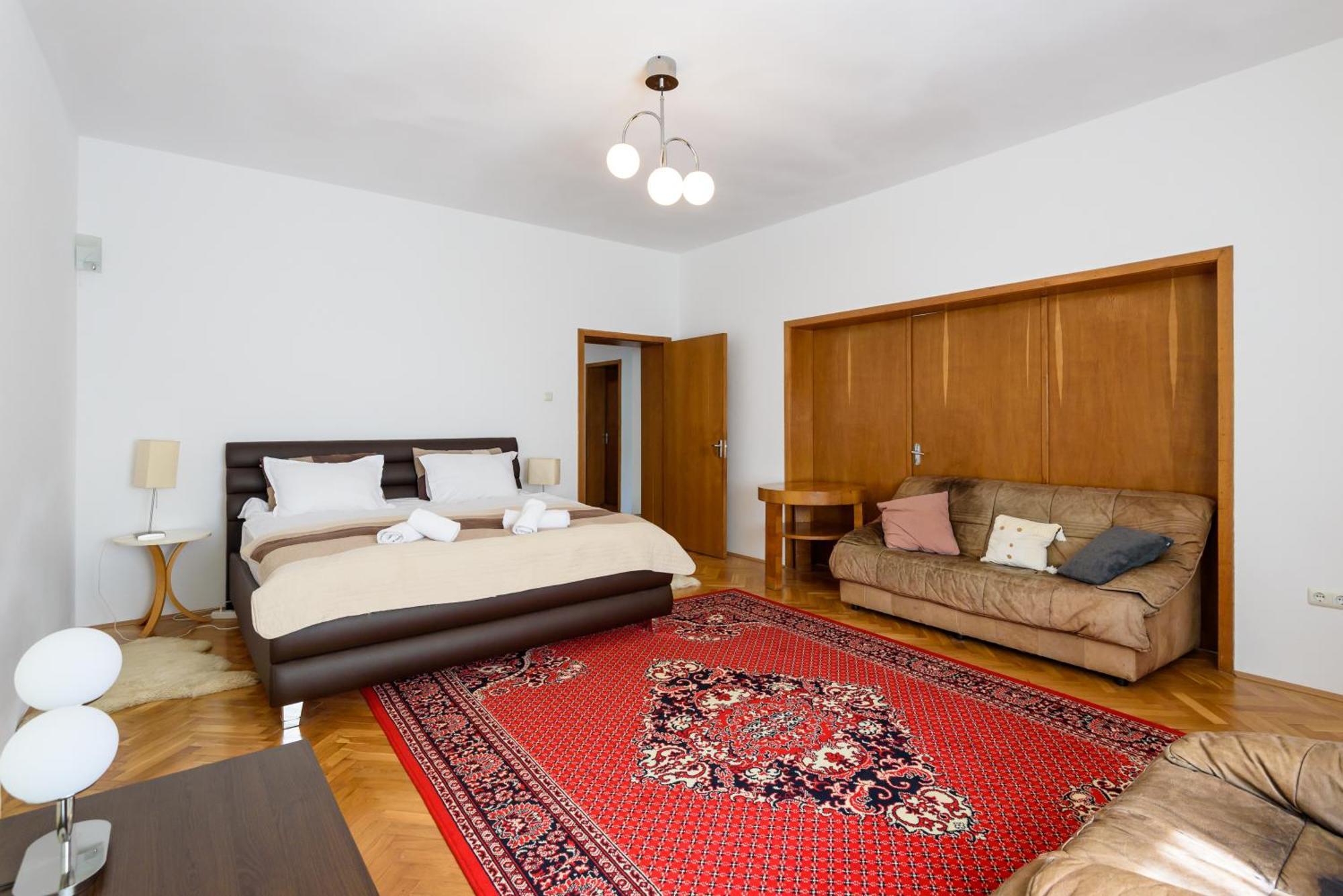 Casa Cu Cires Brasov Apartment Exterior photo